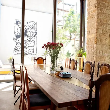 Memeraki Artist Residency Homestay